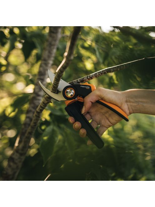 Fiskars X-series™ L forgónyelű metszőolló, mellévágó P961, jobbkezes felhasználóknak, 25 év garanciával (Px94 utódja) (1057175)