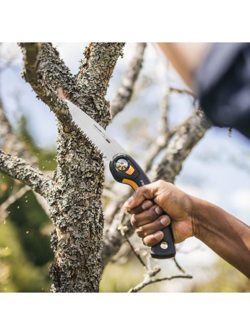 Fiskars Plus összecsukható fűrész SW68 - Csomagolás nélküli termék